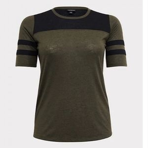Torrid - CLASSIC FIT FOOTBALL TEE
